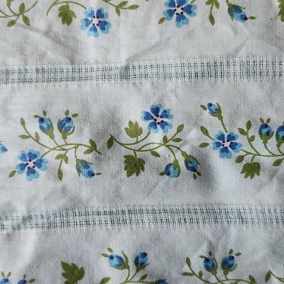 Antique Colonial Fronteer Floral Dress - Picture 12 of 15